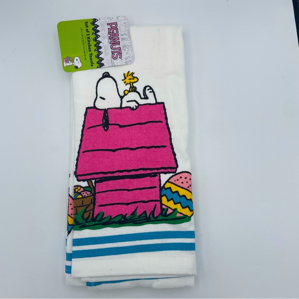 Peanuts Easter Kitchen Towels Set of 2 NWT